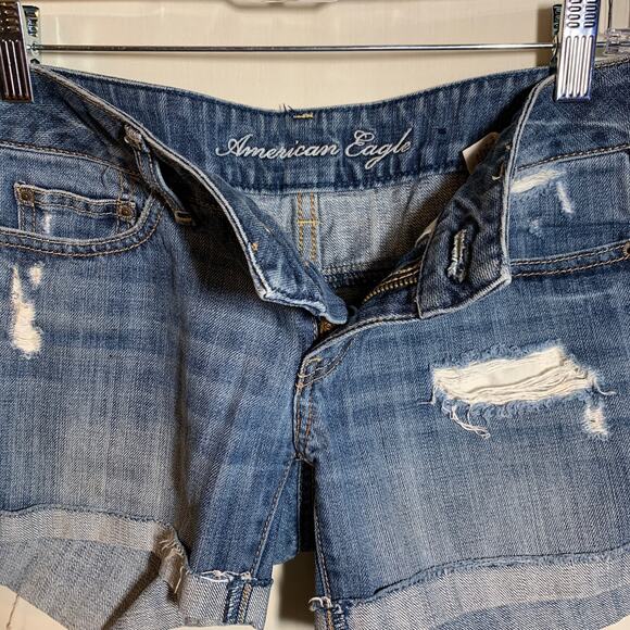 American Eagle Medium Wash Distressed Denim Shorts - Picture 3 of 4